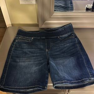 NY&C tummy-less pull-on denim shorts